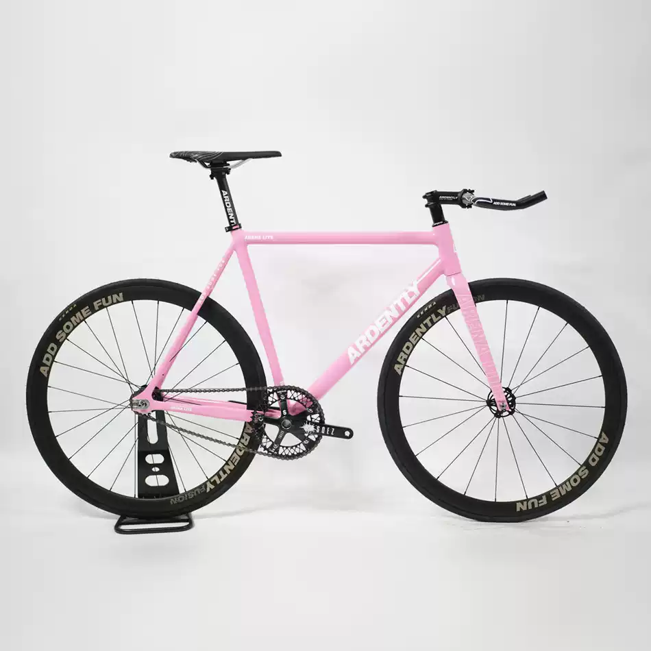 จักรยาน ARDENTLY ARENA LITE 6069 — Fixed Gear สนามแข่ง น้ำหนักเบา ปั่นแรง ดีไซน์สปอร์ตจัดเต็ม | โครงอลูมิเนียม 6069 | ล้อ 700C