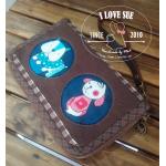 กระเป๋าใบกลาง (ใส่โทรศัพท์ได้)