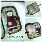 กระเป๋า iPhone กระเป๋าโทรศัพท์ ลาย Mommy Bear - pre order