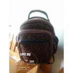 เป้ลายเสือ (old school backpack) - สั่งไม่ได้ค่ะผ้าหมด