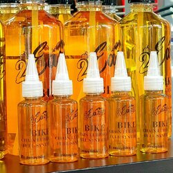 น้ำมันหยอดโซ่ หล่อลื่นแบบเปียก 2 EAZY LUBRICANT WET 30ML แทรกซึมเร็ว ยึดเกาะทนนาน ลื่นๆเนียนๆ