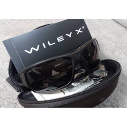 WILEY X CCBRH01 BREACH SMOKE GREY MATTE BLACK FRAME GLASSES