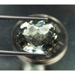 พลอยอะเมทิสต์สีเขียวเจียรตาข่าย 4.60 กะรัต AAA