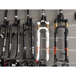 โช๊คลม Fox 32 FLOAT 100 3Pos-Adj FIT4 29" 1.5 Tapered Black 44mm Kashima Factory Fork, 910-01-840( 15*100)