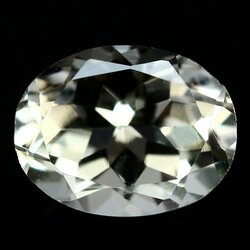 พลอยเบริล (Beryl) สีเหลืองอ่อน 1.06 กะรัต