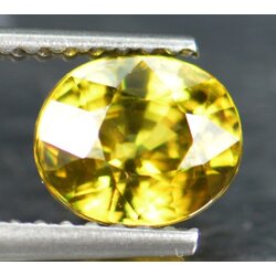 พลอยสฟีนซีลอนสีเหลืองเขียว1.50 กะรัต