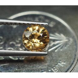 เพทายกัมพูชา 1.10 กะรัตสีน้ำตาลอ่อน (0939)