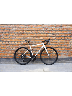 VOOK ONE 2.0 2025 Carbon Road Bike – 13-Speed, Lightweight (7.8 kg), Hydraulic Disc Brakes