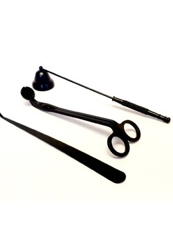 Set 3 ชิ้น (กรรไกรตัดไส้ ที่ดับเทียน ไม้เขี่ยไส้เทียน)