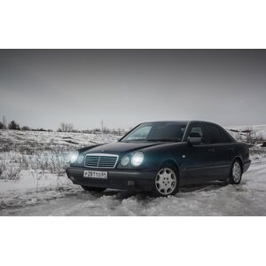 พรมปูพื้นรถเข้ารูป Benz E230 W210