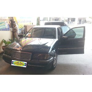 พรมปูพื้นรถเข้ารูป Benz C240 W202