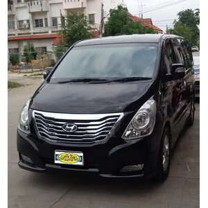 พรมปูพื้นรถเข้ารูป Hyundai H1 Grand Starex Premium