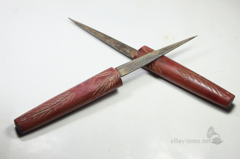 มีดพกสมัยโบราณ"เสือซ่อนเล็บ"