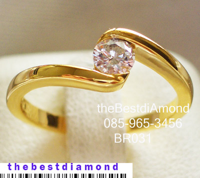 BR031 แหวนหนีบ เพชร 1 เม็ด แบบน่ารัก เอี้ยวๆนิดๆ ฝังแบบหนีบ เป็นแบบยอดนิยมไม่ล้าสมัย ใส่ติดนิ้วดูดี แต่ไม่เวอร์