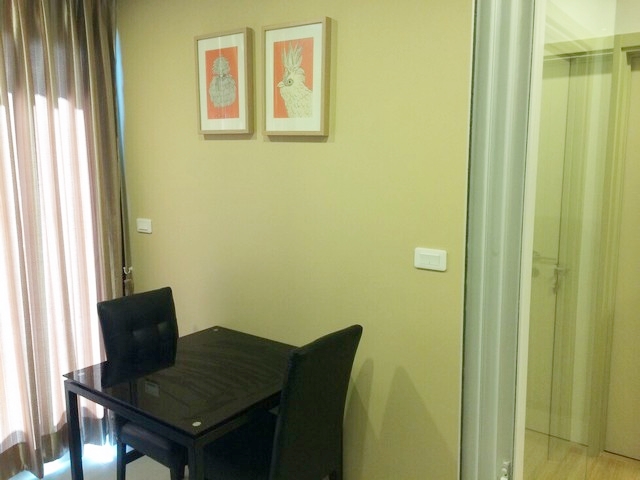 ให้เช่าคอนโด เดอะ เบส พระราม 9-รามคำแหง ชั้น 23 ห้อง 30.5 ตรม.ห้องสวย เฟอร์ครบ มีเครื่องซักผ้า