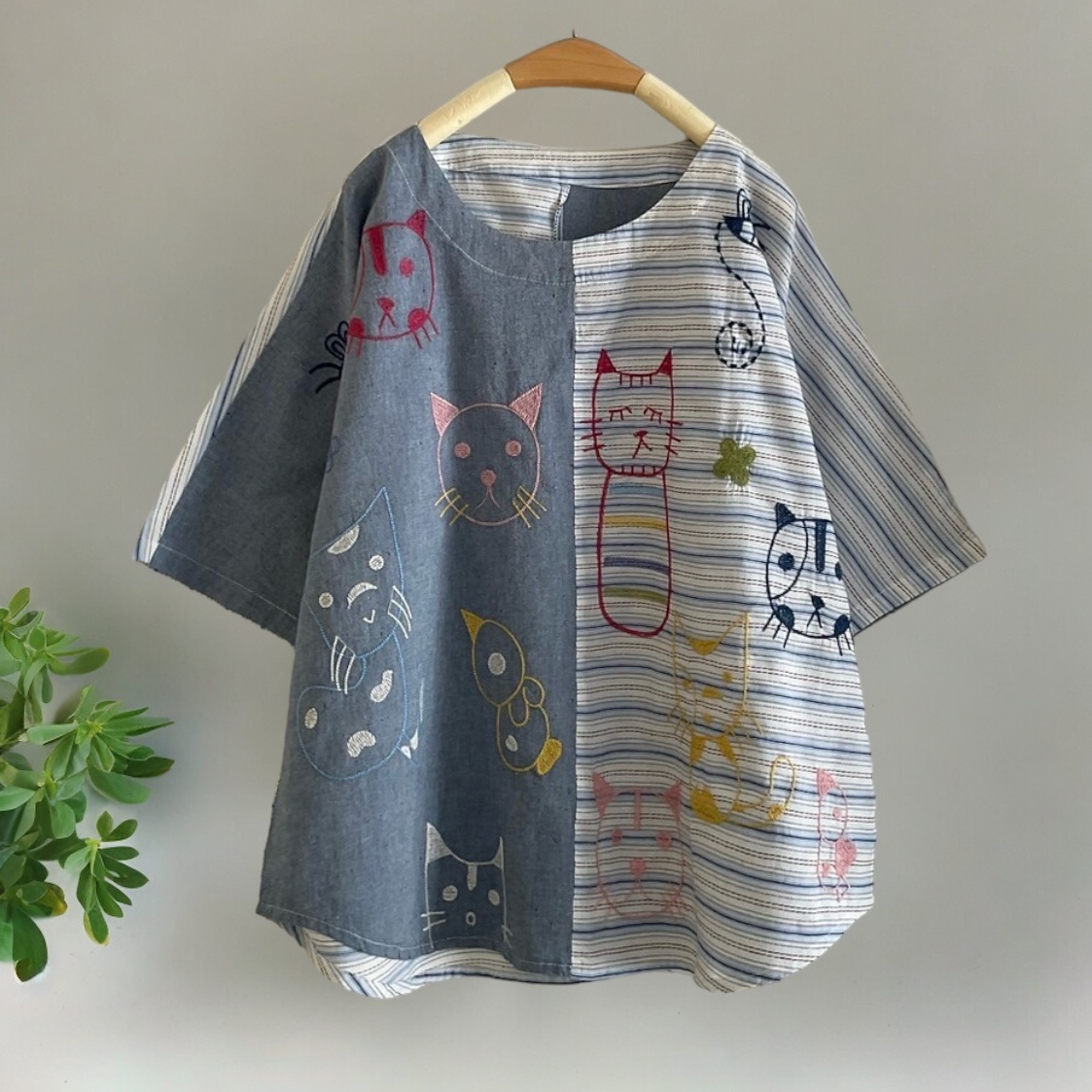 เสื้อผ้าฝ้ายต่อลายปักลายแมว