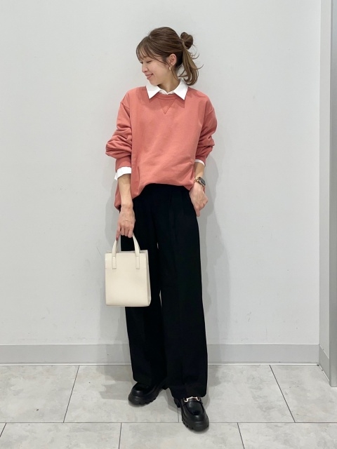 Gu light vertical shoulder bag กระเป๋าสุดฮิตสีธรรมชาติ