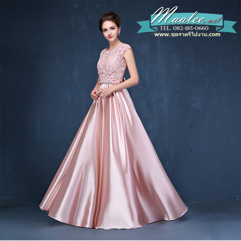 พร้อมส่ง ชุดราตรียาว แขนกุด สีชมพู อกแต่งลูกไม้ กรโปรงเนื้อผ้ามัน คาดเอวคริสตัล เซ็กซี่ผ้าหลัง เพิ่มเข็มกลัดโบว์ช่วงหลัง