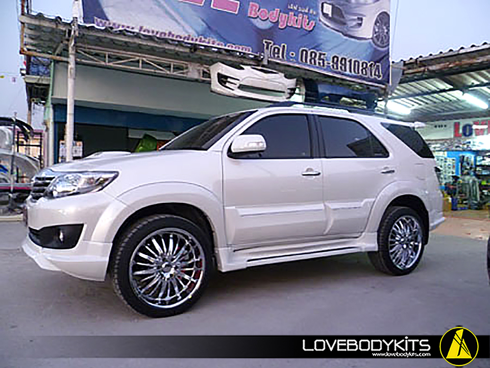 กาบประตู V2 : Fortuner 2012-2014