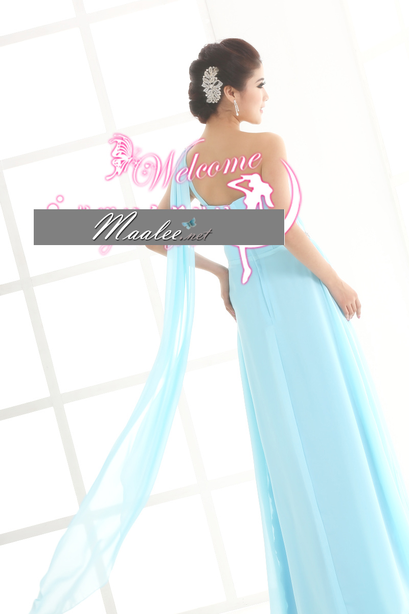 พร้อมส่ง ชุดราตรียาว ไหล่เดียว สีฟ้าอ่อน จับเตรปสไตล์กรีก คาดคริสตัลช่วงเอว