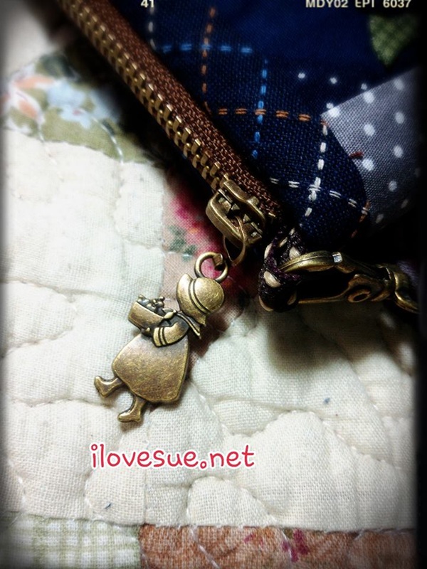 กระเป๋าโทรศัพท์ ซิปรอบ เทคนิค applique - สินค้าสั่งทำ