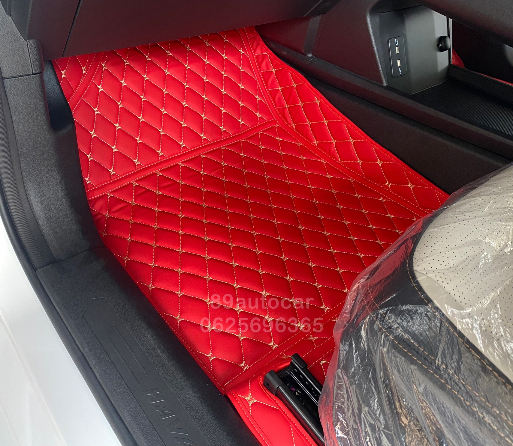 พรมรถยนต์ Haval Jolion ปูพรมหดี สีแดงสด เต็มคัน