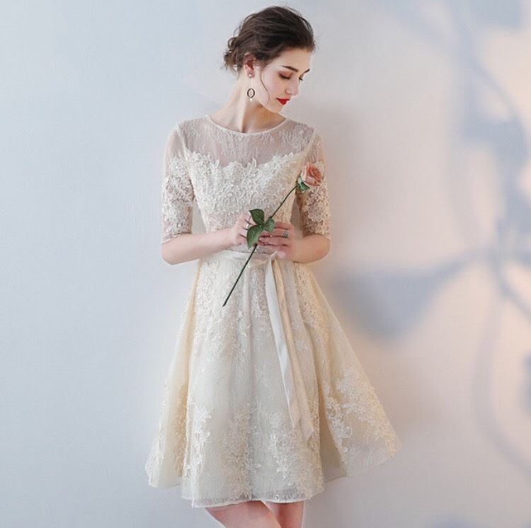 พร้อมส่ง เดรส สีกรมท่า ชุดราตรีสั้น แขนยาว ลูกไม้สวยหรู (ซิปหลัง)