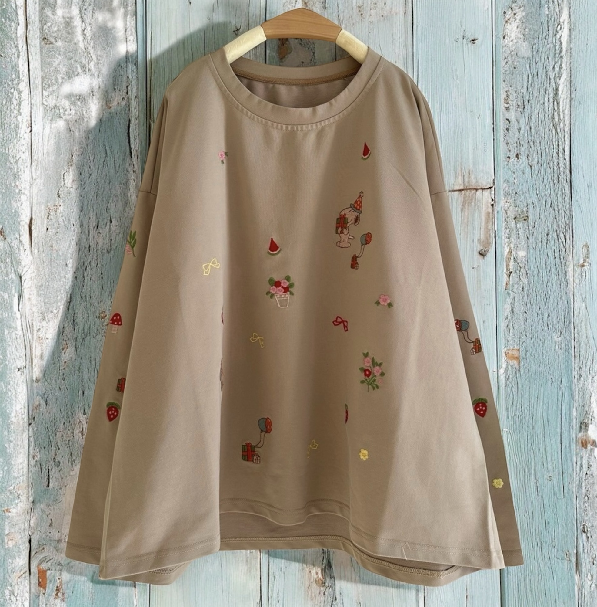 เสื้อยืดลายปัก