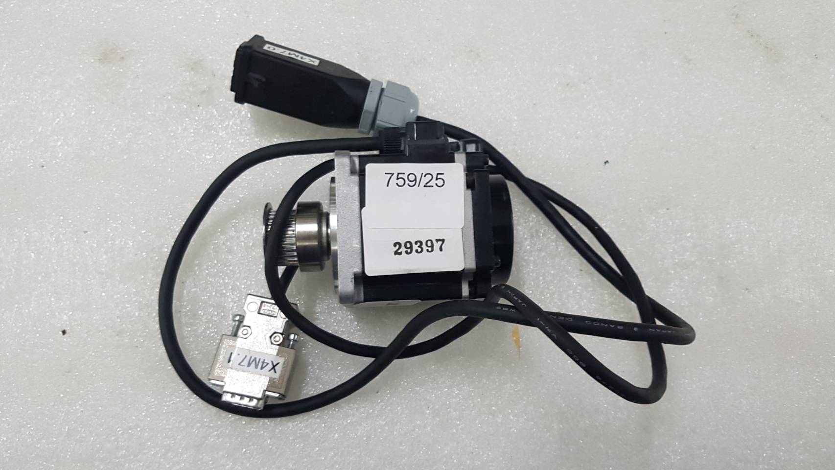 R2AA06020FXH11M SERVO MOTOR " SANYO DENKI "