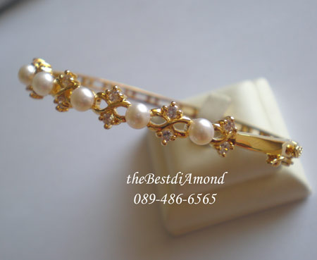 BB022+++กำไลBeautiful Pearl+++กำไลไข่มุก สุดหรู ดูดีมีสไตน์ ประดับด้วยมุกแท้ และเพชรCZ ดูผู้ดี ไฮโซมาก เหมือนจริงสุดๆ เหมือนออกจากร้านจิวเวลลี่เลยค่ะ