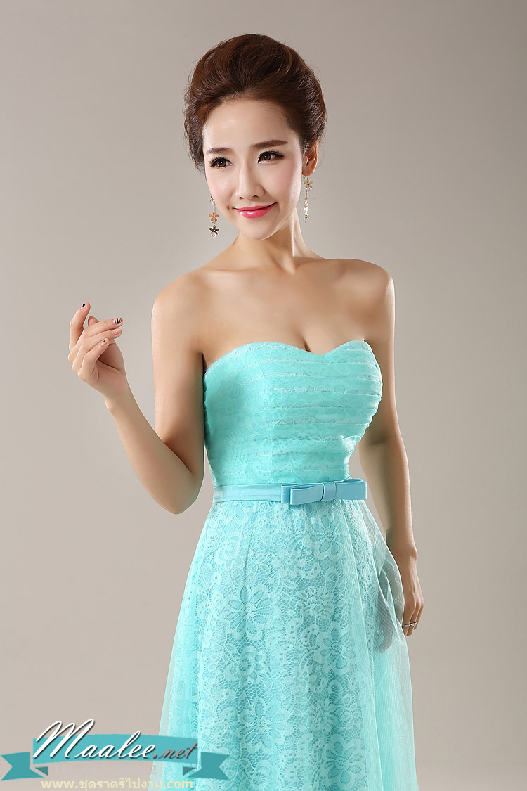 พร้อมส่ง ชุดราตรียาว เกาะอกลูกไม้ คลุมผ้าตาข่ายชั้นนอก แต่งโบว์ช่วงเอว สีฟ้า