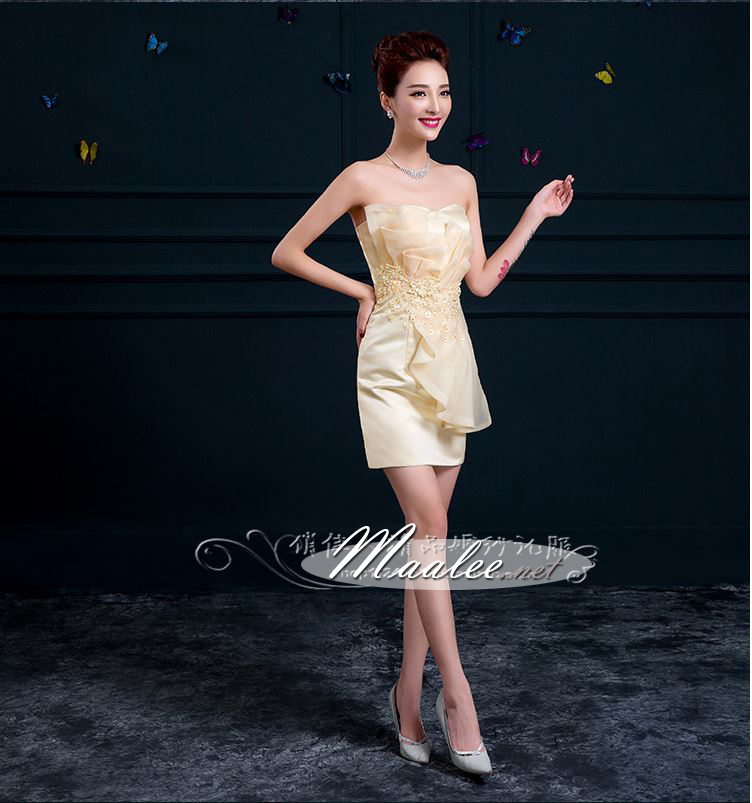 พร้อมเช่า ชุดราตรีสั้น เกาะอก สีครีม Champagne จับเดรปเล่นระดับ แต่งลูกไม้