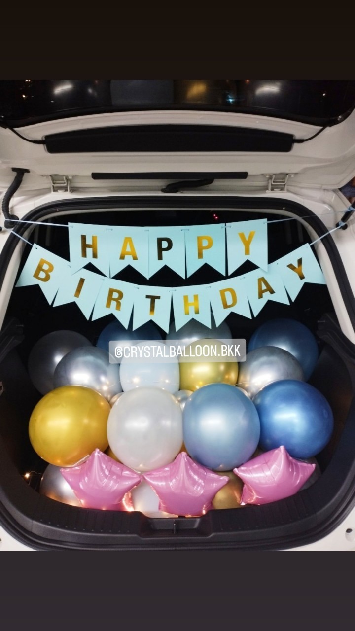 ลูกโป่ง วันเกิด Surprised ท้ายรถ พร้อม ไฟประดับ,ลูกโป่งโปรยพื้น 4 ลูก,ป้ายธง Happy Birthday 1 ชิ้น พร้อมตกแต่ง สามารถเปลี่ยนสีลูกโป่ง/เปลี่ยนสี-ป้ายธงได้