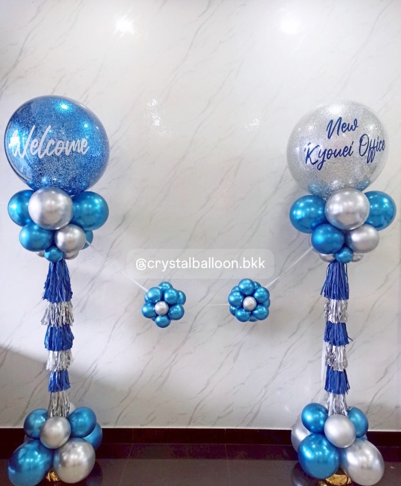 เสาลูกโป่ง เปิดงาน Bubble ขนาด 24" กลิตเตอร์สีเงิน 1 เสา , Bubble ขนาด 24" กลิตเตอร์สีน้ำเงิน 1 เสา พร้อม ริบบิ้นตัดงาน 1 ท่าน พร้อมตกแต่ง สามารถเปลี่ยนสีลูกโป่ง/เปลี่ยนข้อความได้
