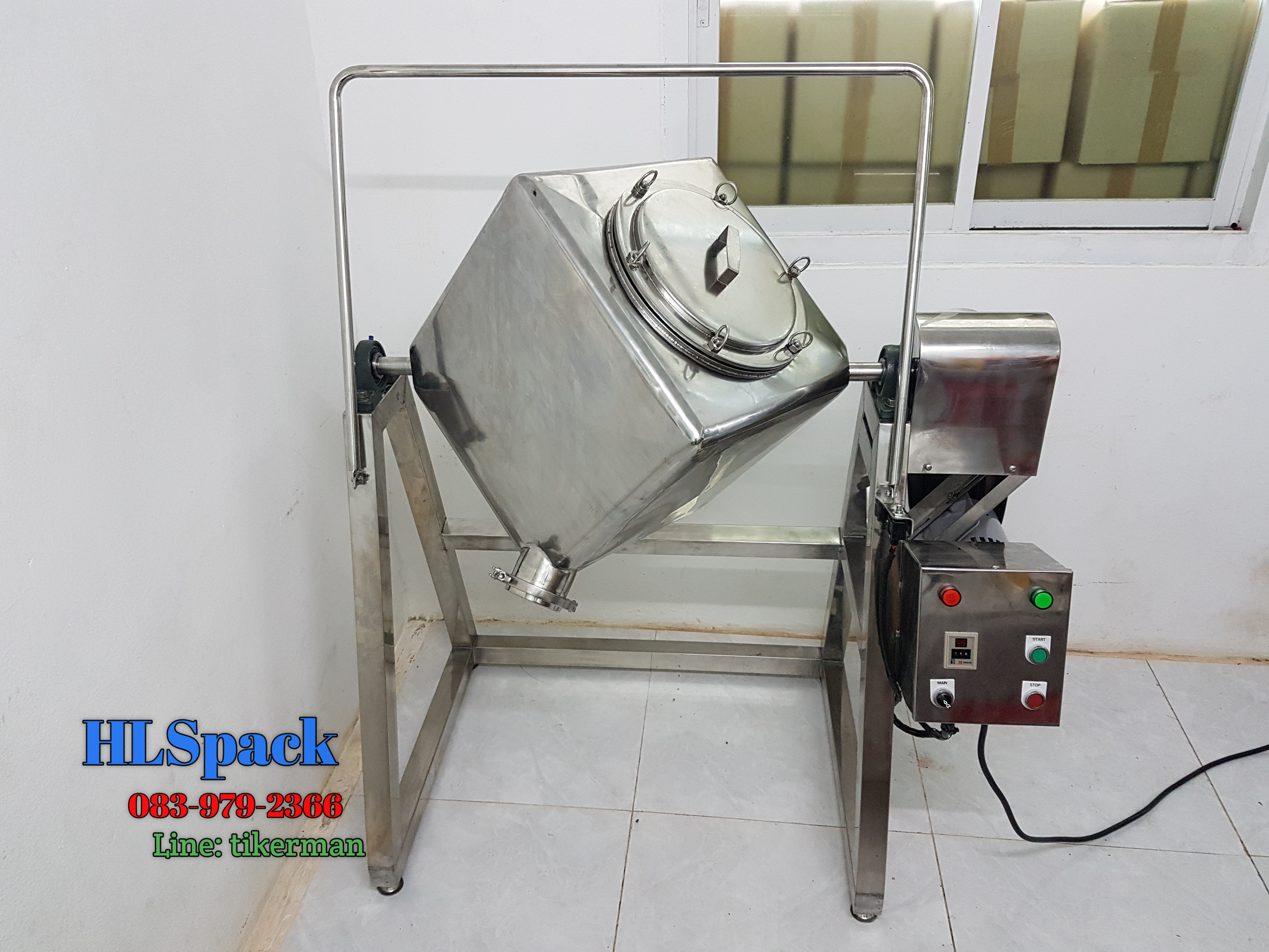เครื่องผสมผงแบบลูกเต๋า ขนาด 100ลิตร CUBIC MIXER