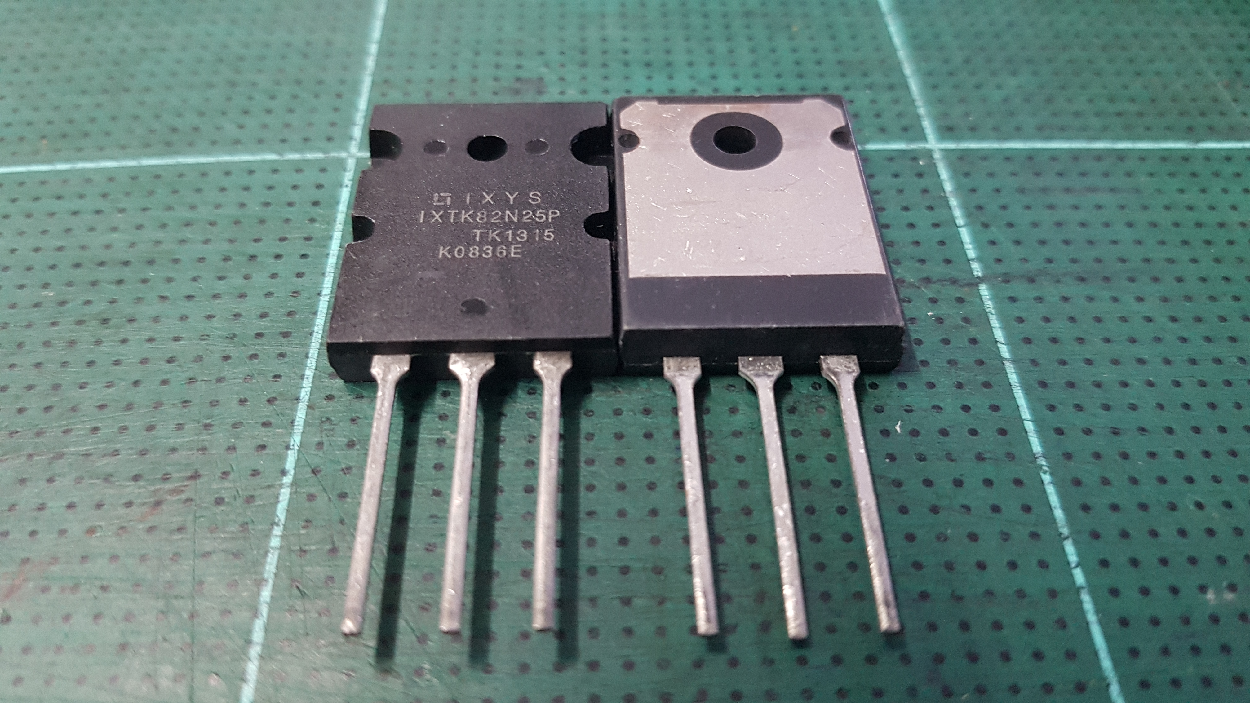 IXTK82N25P