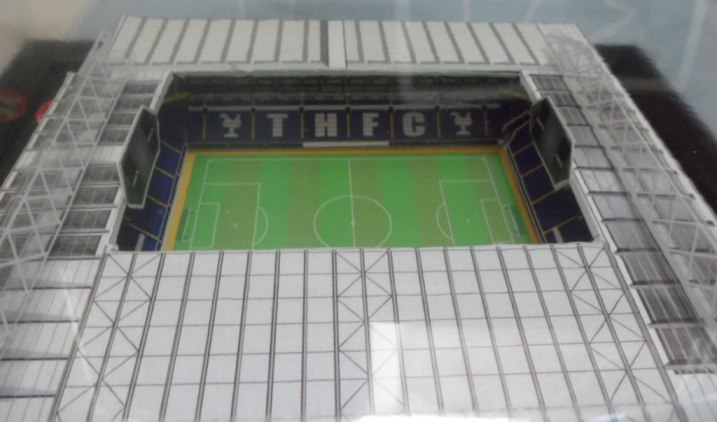 โมเดลสนามฟุตบอล สโมสรท็อตแน่ม ฮ็อทสเปอร์ - สนามไวท์ ฮาร์ท เลน ใหม่ / TOTTENHAM HOTSPUR Football Club Football Stadium Model - WHITE HART LANE Stadium NEW