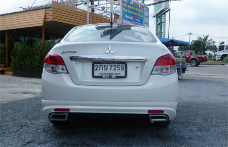 ชุดแต่ง DREAMER : ATTRAGE 2012-2016