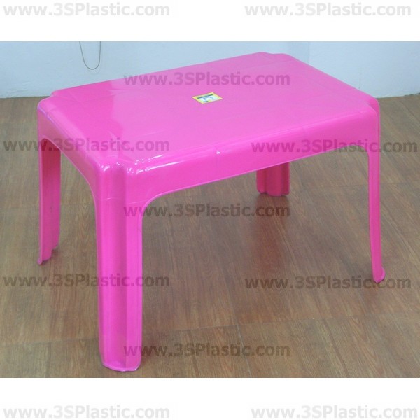 โต๊ะพลาสติก ขนาด 45.5 x 66.0 x 44.5 cm.