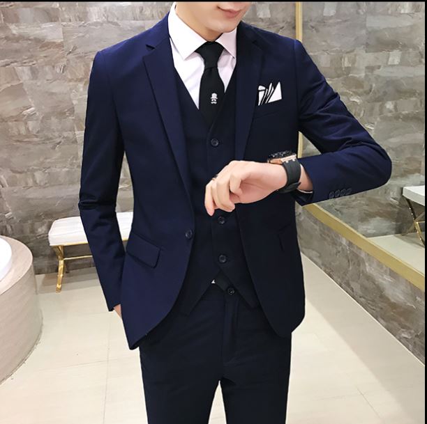 พร้อมเช่า ชุดสูทชาย สีกรมท่า ธีมnavy blue รุ่นคลาสสิค พร้อมเสื้อกั๊ก