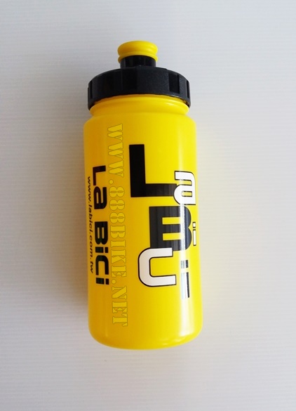 กระติกน้ำพลาสติก สำหรับนักปั่น La bici LABICI water bottle 529m/600CC