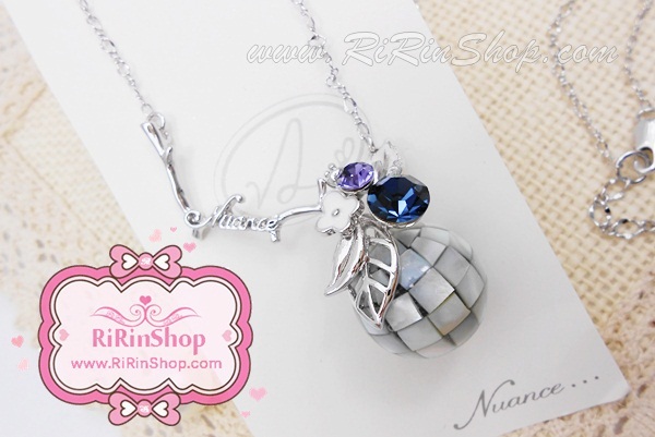 Nuance สร้อยคอเกาหลี แต่งคริสตัลและเปลือกหอยธรรมชาติ สีเทาเงิน