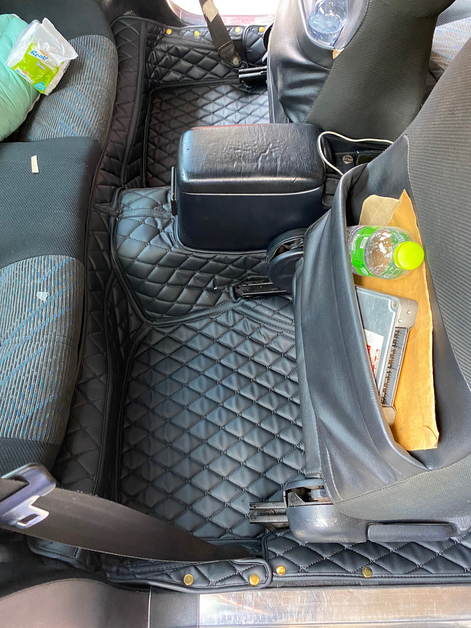 พรมรถยนต์ 6D Toyota Celica ตัดเข้ารูป