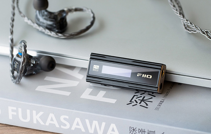 FiiO KA5 DAC/AMP พกพา พร้อมจอแสดงผล OLED ประกันศูนย์ไทย