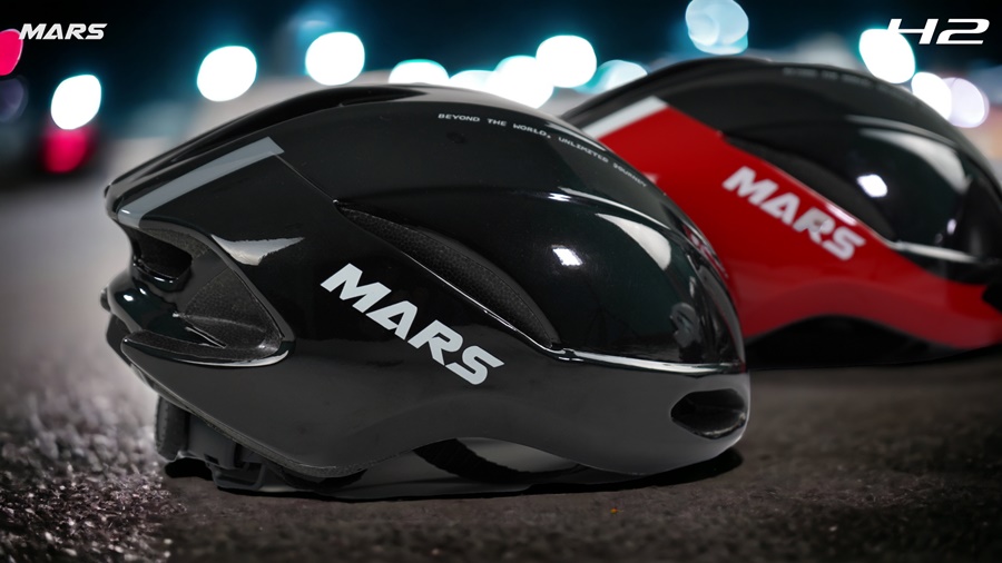 หมวกจักรยาน MARS รุ่น H2 ทรง Aerodynamic พร้อมเคลือบสี Pearlized