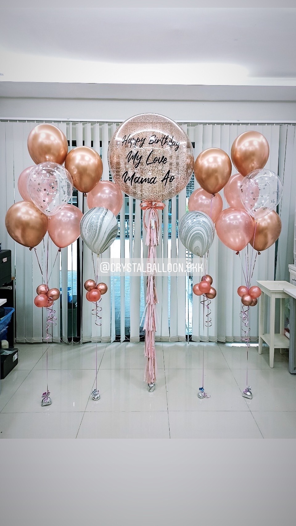 ลูกโป่ง วันเกิด Bubble ขนาด 36" สีโรสโกล พร้อม ช่อลูกโป่ง ช่อ 5 ลูก 2 ช่อ,ช่อลูกโป่ง ช่อ 3 ลูก 2 ช่อ,ลูกโป่งใส ใส่ Confetti,ลูกโป่งลายหิน USA 2 ลูก พร้อมตกเเต่ง สามารถเปลี่ยนสีลูกโป่ง/เปลี่ยนข้อความ/เปลี่ยนขนาดได้