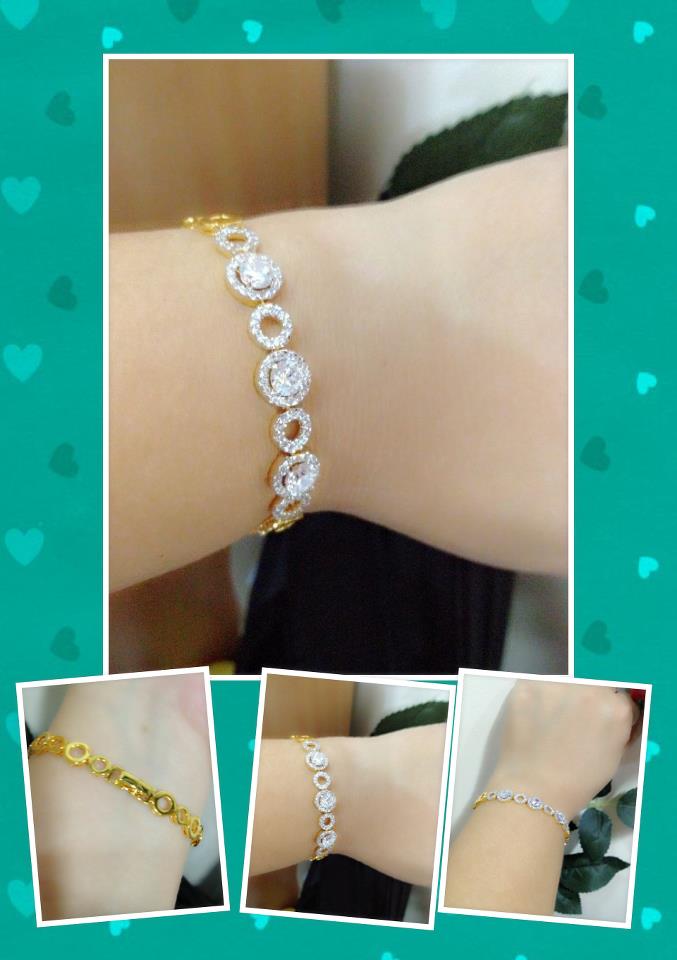 BC201+++สร้อยข้อมือเพชรล้อม+++แบบหรูหรา อลังการ งานสวยมากๆๆ แบบสวยลงตัว ดูไฮโซสุดๆ แต่ไม่เวอร์นะคะ ใส่ออกงานได้สบายๆไม่อายใคร งานเหมือนจริงมาก