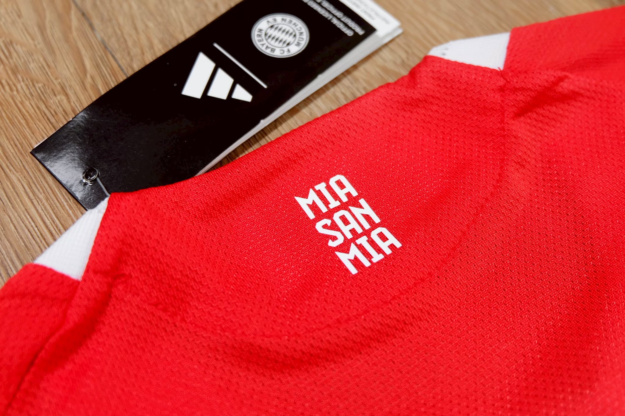 Bayern Munich 2025/26 Home Jersey Player Grade เสื้อบาเยิร์น มิวนิค เหย้า เกรดนักเตะ ฤดูกาลใหม่