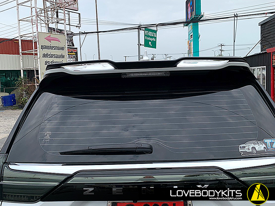 สปอยเลอร์ TAKAi : INNOVA ZENIX