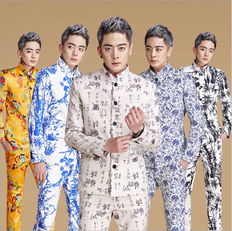 พร้อมเช่า ชุดสูทจีนชาย สีเหลืองทอง พิมพ์ลายกราฟฟิก สไตล์จีน *ไม่มีเสื้อกั๊ก*
